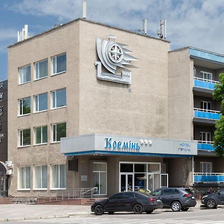 Kremin Hotel Krementjuk Exteriör bild